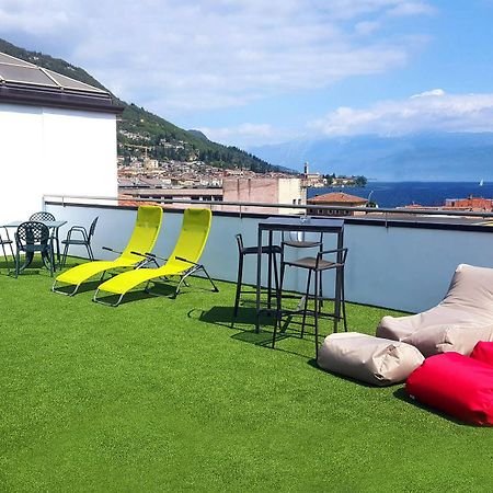 Lake Garda Hostel Salò Eksteriør billede