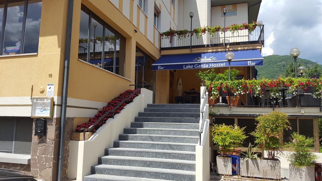 Lake Garda Hostel Salò Eksteriør billede
