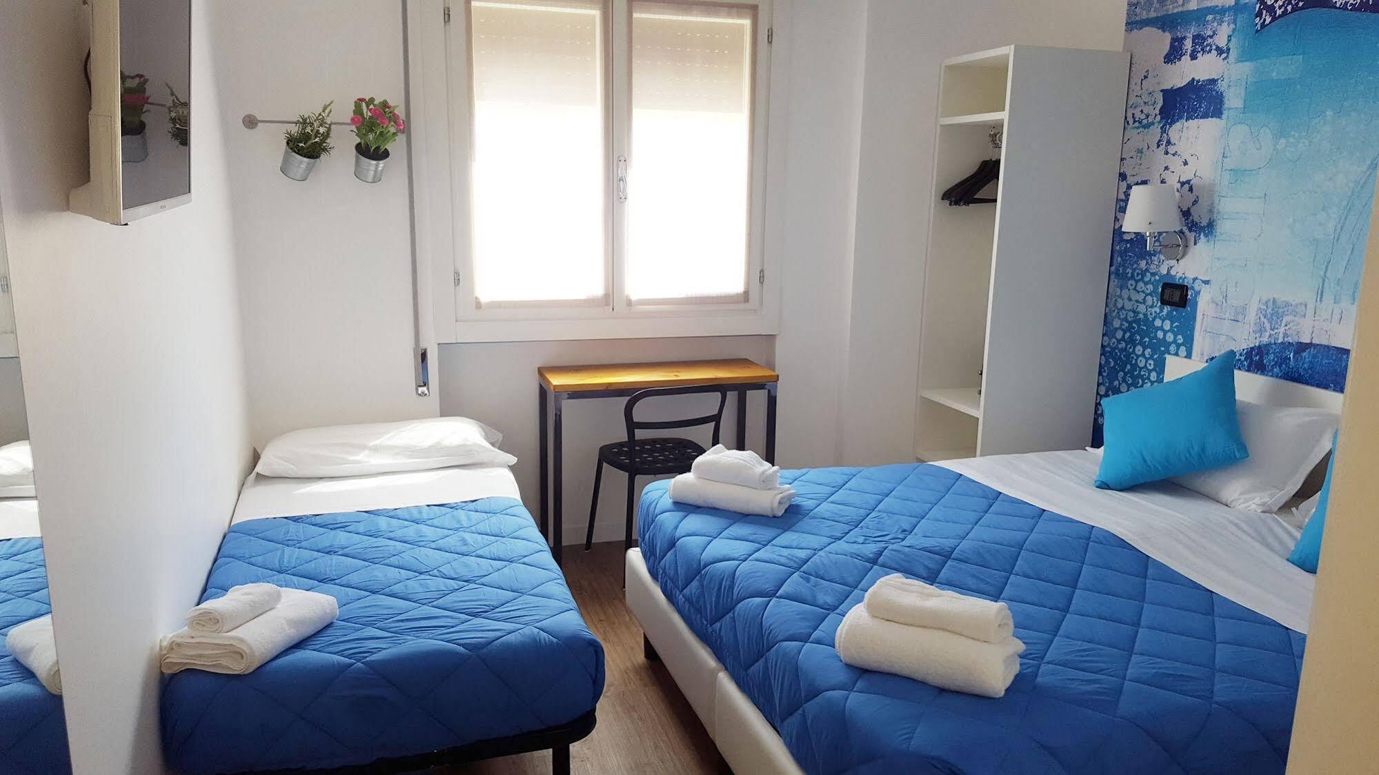 Lake Garda Hostel Salò Eksteriør billede